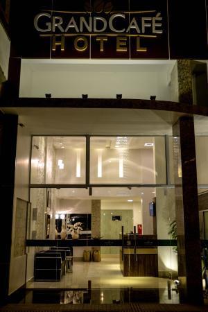 Grand Cafe Hotel Manhuacu Exterior photo